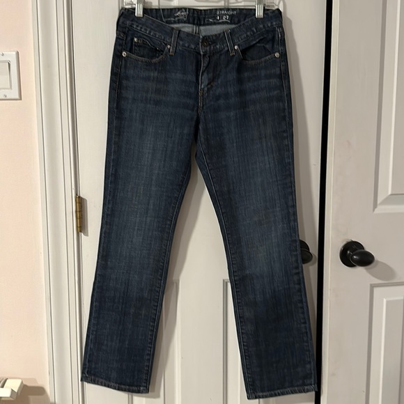 Levi’s Straight Leg Jeans Size 4/27 - Picture 1 of 4